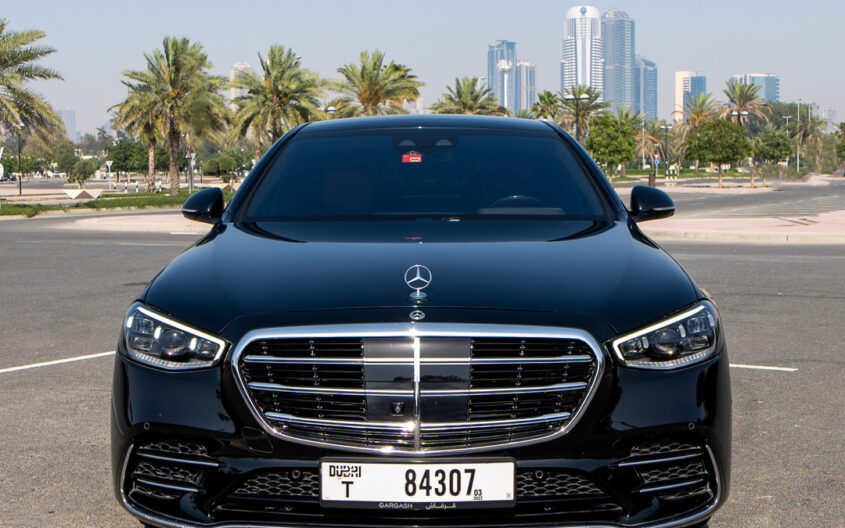 Hire Mercedes S580