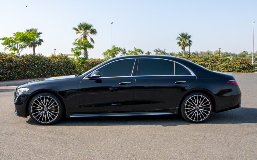 Hire Mercedes S580