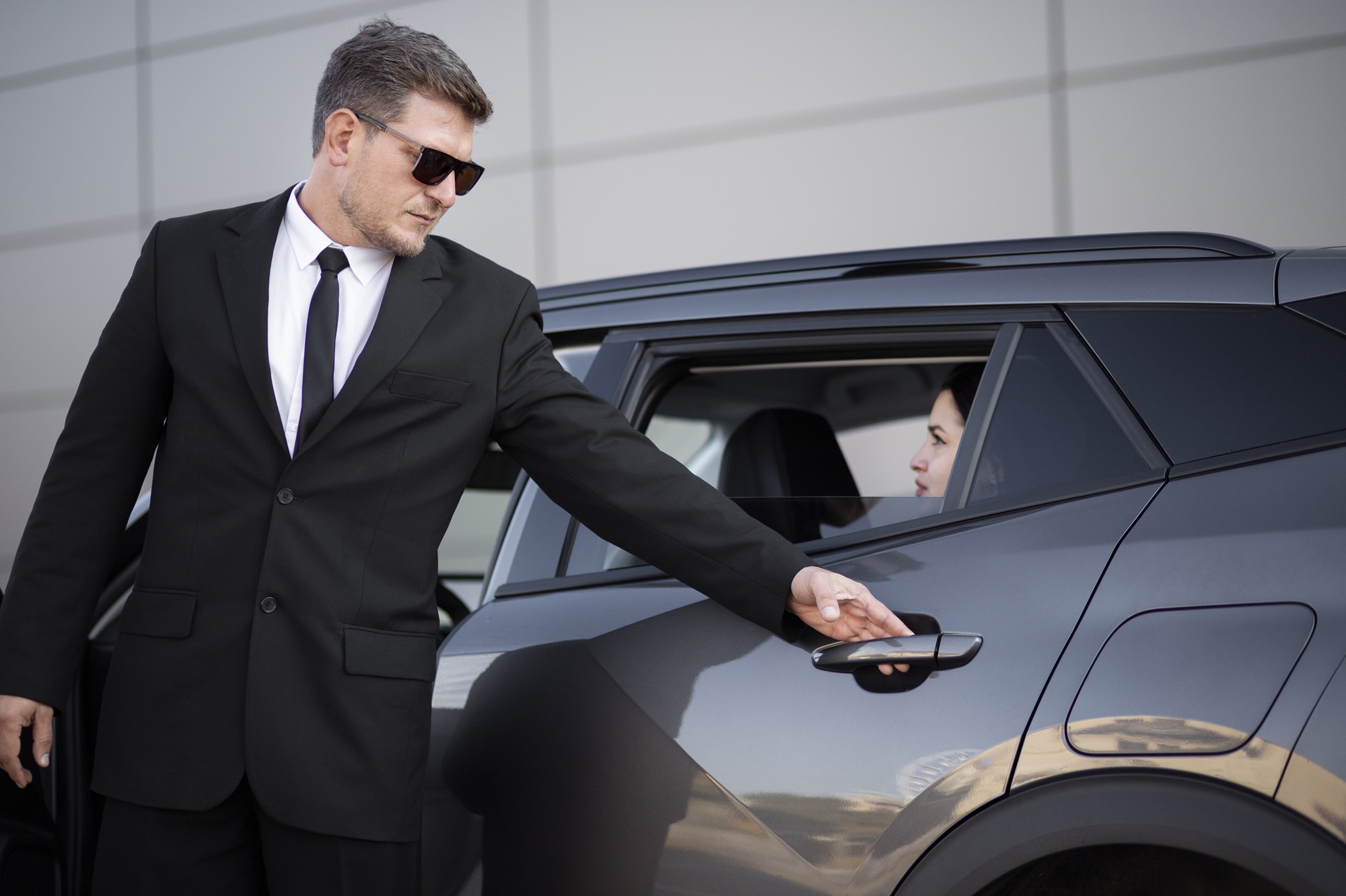 Elite Dubai Sedan, Limo & Corporate Car Service